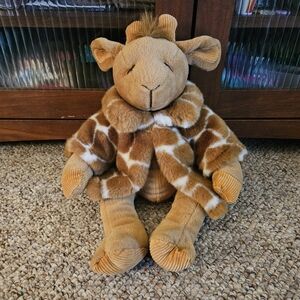 Russ Gisella Giraffe